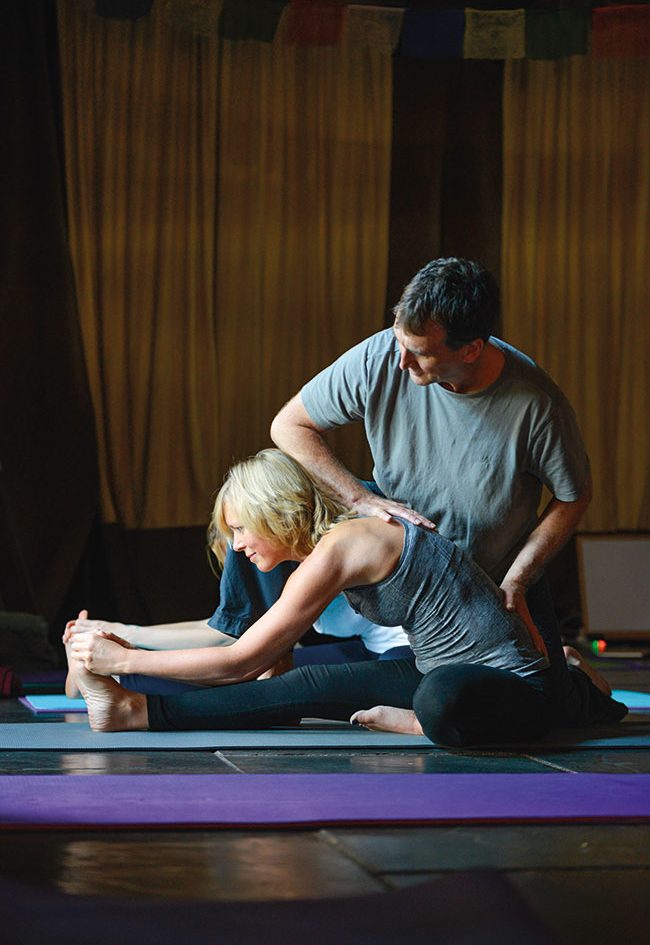 Devon School of Yoga, Yoga classes, Yoga Teacher Training, Yoga Retreats, workshops and courses.