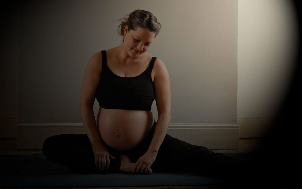 Pre and postnatal yoga teacher training course